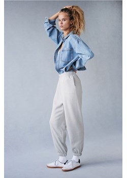 H & M - Joggersy - Szary ze sklepu H&M w kategorii Spodnie damskie - zdjęcie 169680452