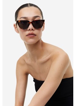 H & M - Okulary przeciwsłoneczne typu „kocie oczy" - Brązowy ze sklepu H&M w kategorii Okulary przeciwsłoneczne damskie - zdjęcie 169680553
