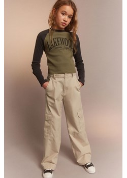 H & M - Szerokie spodnie cargo - Beżowy ze sklepu H&M w kategorii Spodnie dziewczęce - zdjęcie 169682041