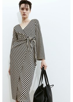 H & M - Kopertowa sukienka z dżerseju - Czarny ze sklepu H&M w kategorii Sukienki - zdjęcie 169682402