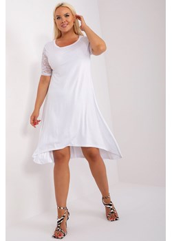 Biała sukienka plus size z koronkowymi rękawami ze sklepu 5.10.15 w kategorii Sukienki - zdjęcie 169684334