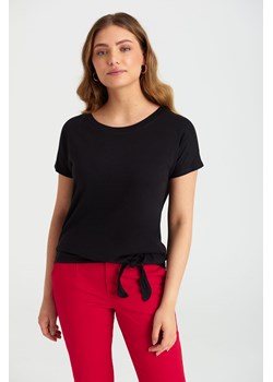 T-shirt damski z ozdobnym wiązaniem czarny ze sklepu 5.10.15 w kategorii Bluzki damskie - zdjęcie 169684803