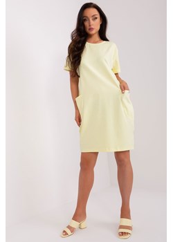 Jasnożółta dresowa sukienka basic z kieszeniami ze sklepu 5.10.15 w kategorii Sukienki - zdjęcie 169684964