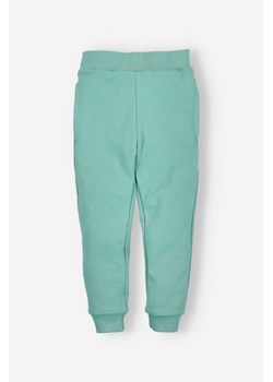 Spodnie dresowe dziewczęce ze ściągaczem- I Love Colors - zielone ze sklepu 5.10.15 w kategorii Spodnie dziewczęce - zdjęcie 169685251