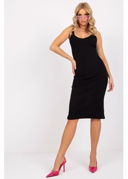 Czarna dopasowana sukienka San Diego RUE PARIS ze sklepu 5.10.15 w kategorii Sukienki - zdjęcie 169685480