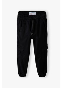 Spodnie typu bojówki dla chłopca czarne ze sklepu 5.10.15 w kategorii Spodnie chłopięce - zdjęcie 169685654