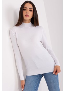 Biały dopasowany sweter damski z golfem ze sklepu 5.10.15 w kategorii Swetry damskie - zdjęcie 169685814