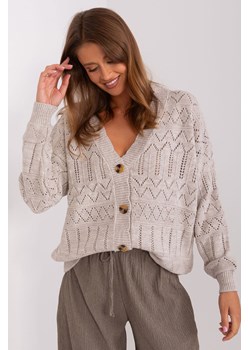 Beżowy ażurowy sweter rozpinany z guzikami ze sklepu 5.10.15 w kategorii Swetry damskie - zdjęcie 169686340