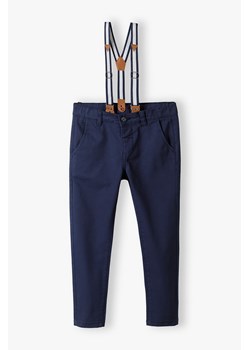Granatowe spodnie dla chłopca regular z szelkami ze sklepu 5.10.15 w kategorii Spodnie chłopięce - zdjęcie 169686521