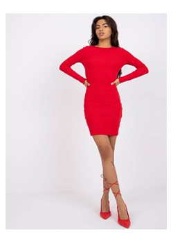 Sukienka damska z wycięciem na plecach - czerwona ze sklepu 5.10.15 w kategorii Sukienki - zdjęcie 169686791