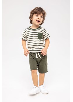 Komplet dresowy chłopięcy - t-shirt w paski + spodenki ze sklepu 5.10.15 w kategorii Komplety chłopięce - zdjęcie 169688010