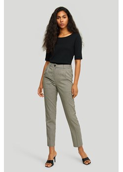 Eleganckie spodnie cygaretki damskie w kratę ze sklepu 5.10.15 w kategorii Spodnie damskie - zdjęcie 169688551