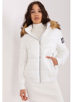 Biała kurtka zimowa z odpinanym kapturem ze sklepu 5.10.15 w kategorii Kurtki damskie - zdjęcie 169688561