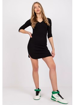 Czarna dopasowana sukienka w prążek Danielle RUE PARIS ze sklepu 5.10.15 w kategorii Sukienki - zdjęcie 169689034