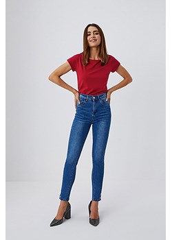Spodnie jeansowe z kieszeniami dla kobiet - niebieskie ze sklepu 5.10.15 w kategorii Jeansy damskie - zdjęcie 169689074
