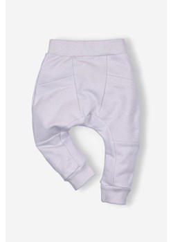 Spodnie niemowlęce z bawełny organicznej dla chłopca ze sklepu 5.10.15 w kategorii Spodnie i półśpiochy - zdjęcie 169689810