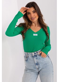 Zielona prążkowana bluzka z dekoltem V ze sklepu 5.10.15 w kategorii Bluzki damskie - zdjęcie 169692232
