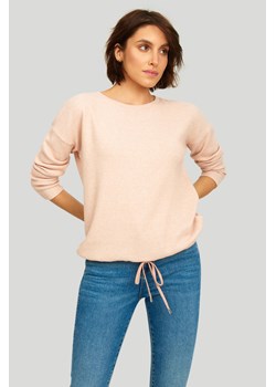Sweter damski z troczkiem - różowy ze sklepu 5.10.15 w kategorii Swetry damskie - zdjęcie 169693413