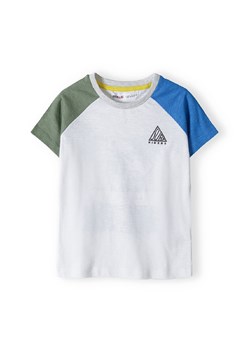 Biały t-shirt bawełniany dla chłopca z nadrukiem ze sklepu 5.10.15 w kategorii T-shirty chłopięce - zdjęcie 169693940