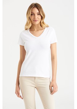 T-shirt damski z dekoltem w serek biały ze sklepu 5.10.15 w kategorii Bluzki damskie - zdjęcie 169694254