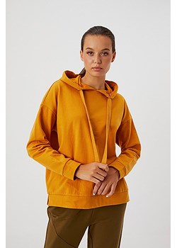 Damska bluza z kapturem dla kobiet - pomarańczowa ze sklepu 5.10.15 w kategorii Bluzy damskie - zdjęcie 169694271