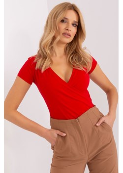 Gładki t-shirt basic czerwony ze sklepu 5.10.15 w kategorii Bluzki damskie - zdjęcie 169695221