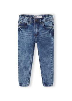 Spodnie jeansowe dla chłopca - niebieskie - Minoti ze sklepu 5.10.15 w kategorii Spodnie chłopięce - zdjęcie 169697202