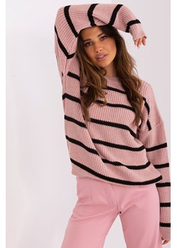 Jasnoróżowy damski sweter oversize w paski ze sklepu 5.10.15 w kategorii Swetry damskie - zdjęcie 169697461