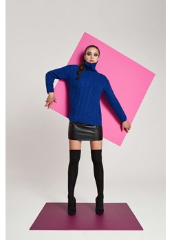 Akrylowy sweter damski z golfem w warkoczowy splot- niebieski ze sklepu 5.10.15 w kategorii Swetry damskie - zdjęcie 169697531