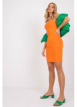 Pomarańczowa ołówkowa sukienka basic Sycylia ze sklepu 5.10.15 w kategorii Sukienki - zdjęcie 169697920