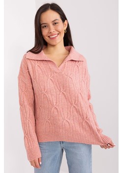 Sweter z warkoczami i kołnierzem ciemny różowy ze sklepu 5.10.15 w kategorii Swetry damskie - zdjęcie 169700250