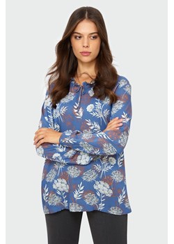 Niebieska bluzka w kwiaty ze sklepu 5.10.15 w kategorii Bluzki damskie - zdjęcie 169700524