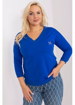 Bluzka plus size z dekoltem w serek kobaltowy ze sklepu 5.10.15 w kategorii Bluzki damskie - zdjęcie 169701024