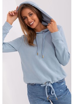 Bluza z kapturem i ściągaczem jasny niebieski ze sklepu 5.10.15 w kategorii Bluzy damskie - zdjęcie 169701674