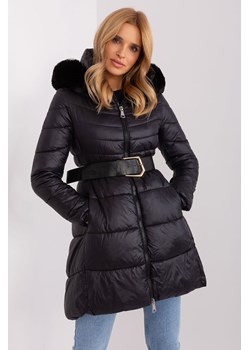Pikowana kurtka zimowa z paskiem czarny ze sklepu 5.10.15 w kategorii Kurtki damskie - zdjęcie 169703022