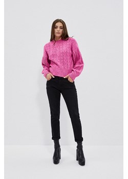 Różowy sweter damski w warkoczowy splot ze sklepu 5.10.15 w kategorii Swetry damskie - zdjęcie 169703191