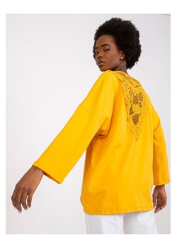 Bluzka damska ze zdobieniem na plecach - żółta ze sklepu 5.10.15 w kategorii Bluzki damskie - zdjęcie 169704253