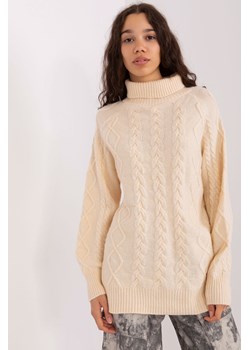 Jasnobeżowy sweter z warkoczami o kroju oversize ze sklepu 5.10.15 w kategorii Swetry damskie - zdjęcie 169705431