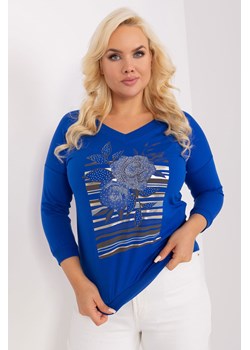Bluzka plus size z kwiatowym printem kobaltowy ze sklepu 5.10.15 w kategorii Bluzki damskie - zdjęcie 169706693
