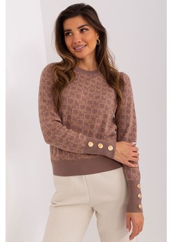 Jasnobrązowo-camelowy sweter klasyczny z okrągłym dekoltem ze sklepu 5.10.15 w kategorii Swetry damskie - zdjęcie 169707583