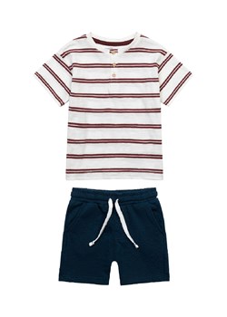 Komplet dla niemowlaka- biały t-shirt w paski i granatowe szorty ze sklepu 5.10.15 w kategorii Komplety niemowlęce - zdjęcie 169707654