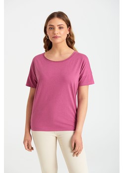 T-shirt damski klasyczny różowy ze sklepu 5.10.15 w kategorii Bluzki damskie - zdjęcie 169708324