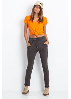 Ciemne khaki spodnie dresowe Cadence ze sklepu 5.10.15 w kategorii Spodnie damskie - zdjęcie 169711253