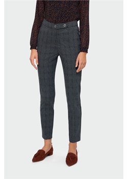 Eleganckie spodnie o klasycznym kroju - szare w kratę ze sklepu 5.10.15 w kategorii Spodnie damskie - zdjęcie 169711533