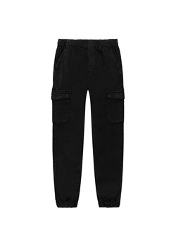 Czarne spodnie bojówki dla chłopca ze sklepu 5.10.15 w kategorii Spodnie i półśpiochy - zdjęcie 169713171