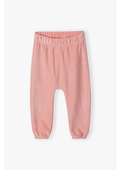 Różowe spodnie niemowlęce ze ściągaczami ze sklepu 5.10.15 w kategorii Spodnie i półśpiochy - zdjęcie 169715201