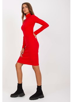 Czerwona sukienka basic w prążek z półgolfem ze sklepu 5.10.15 w kategorii Sukienki - zdjęcie 169715251