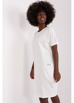 Ecru bawełniana sukienka basic do kolana ze sklepu 5.10.15 w kategorii Sukienki - zdjęcie 169716054