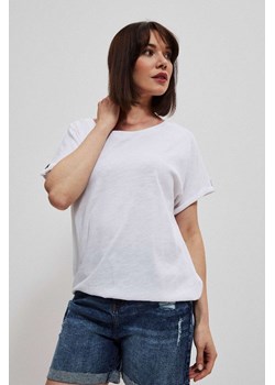T-shirt damski zakończony ściągaczem biały ze sklepu 5.10.15 w kategorii Bluzki damskie - zdjęcie 169717450