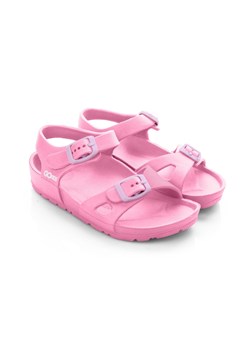 Różowe sandałki dla dziewczynki z klamrą Go Kids ze sklepu 5.10.15 w kategorii Sandały dziecięce - zdjęcie 169717504